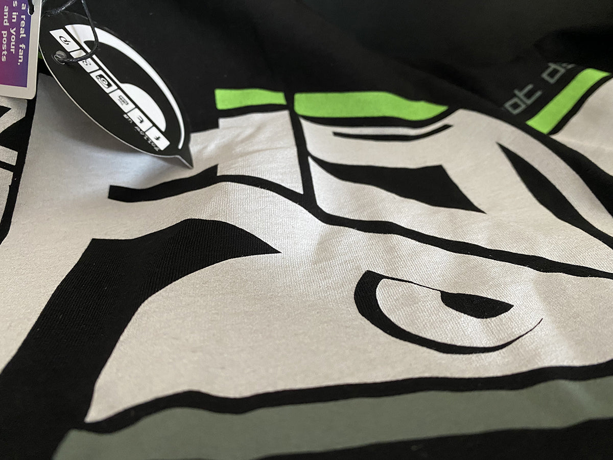 Lineares Zander-T-Shirt